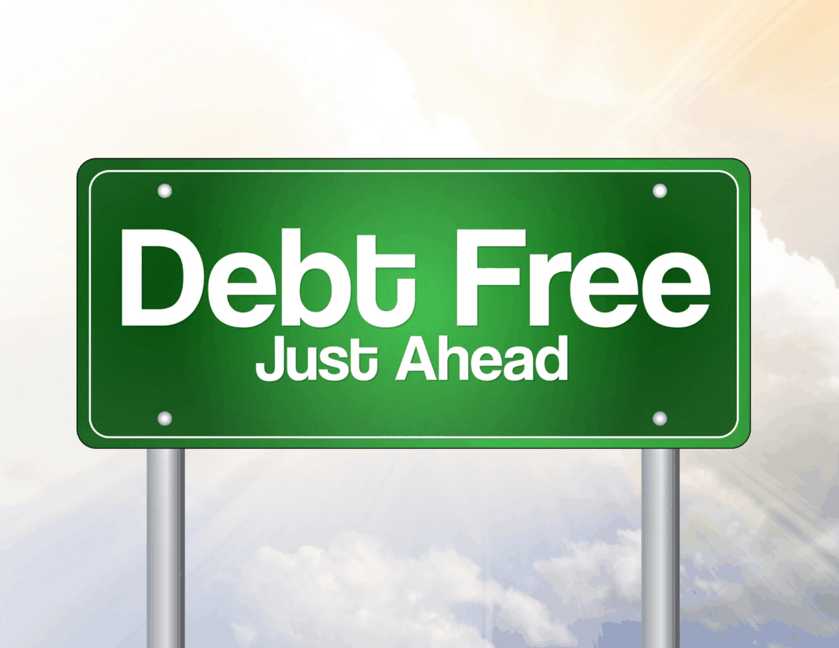 10 Best Ways To Achieve A Debt-Free Living - Featured Image